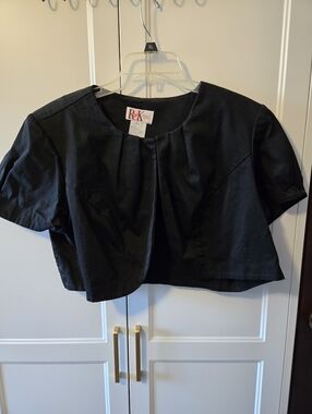 R&K Black Cropped Short Sleeve Bolero Jacket Size 2X